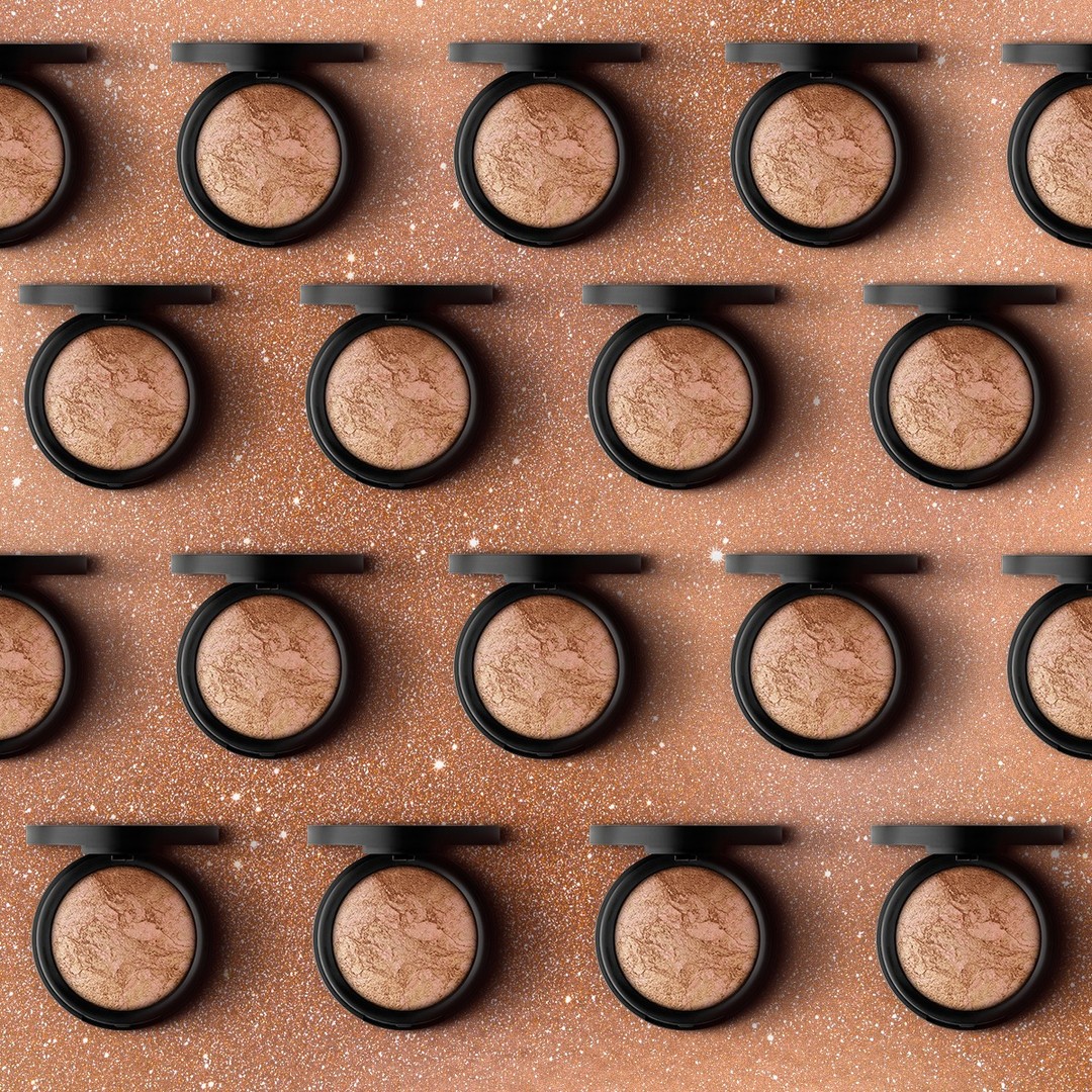 ✨ Black Week Alert! ✨

Μην χάσεις την Sparkling Powder, την πούδρα λάμψης με μεταξένια υφή που απογειώνει κάθε σου εμφάνιση! 💎 Με baked σύνθεση για εντυπωσιακό αποτέλεσμα και συστατικά που περιποιούνται την επιδερμίδα σου, είναι το απόλυτο must-have για πρόσωπο και σώμα.

Μόνο για τη Black Week: -30%!

#erredue #erreduemakeup #blackfriday #blackweek #beautyproducts #beautyoffers